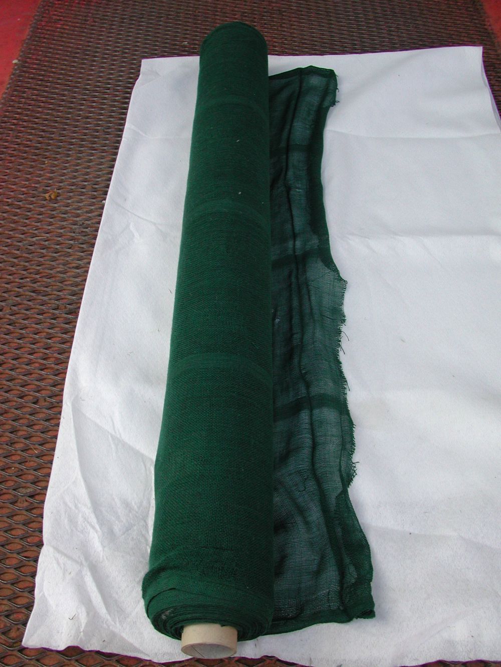 Skuggväv grön acryl 1,6x50m 100g/kvm