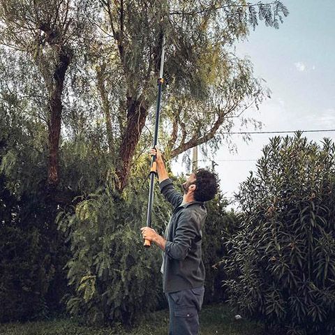 Fiskars Teleskopgrensax 2,3-4m UPX86