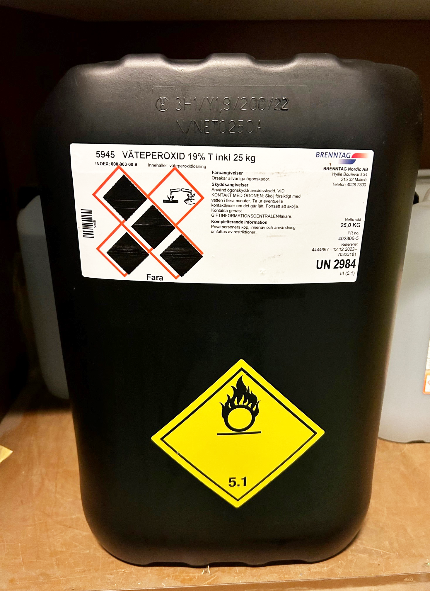 Väteperoxid 19 % 25 kg