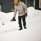 Fiskars Solid Handspridare (sand, salt, gödsel, gräsfrö)